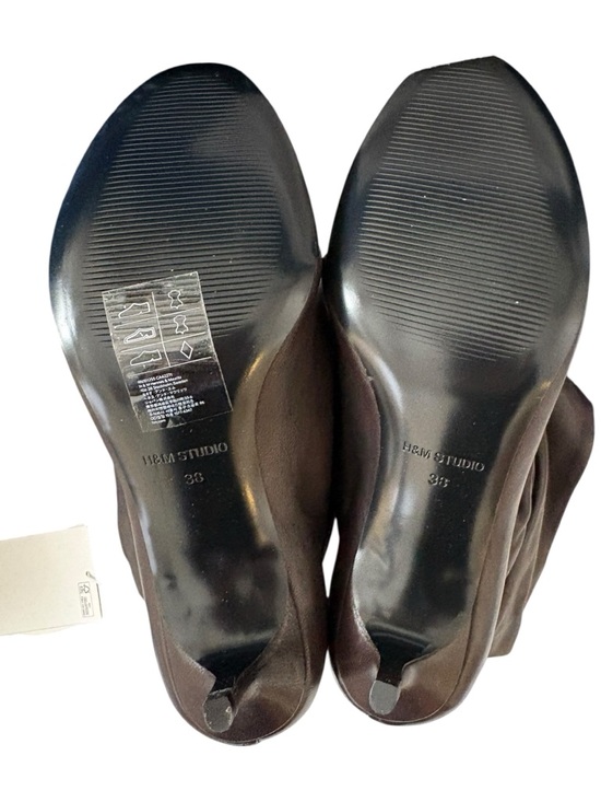 H&M Studio Collection 2026 NWT Heeled Leather Boots in Sz 38 - Picture 5 of 11